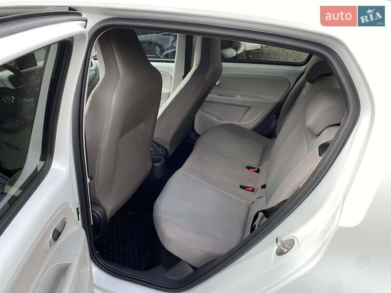 Хэтчбек Volkswagen e-Up 2015 в Луцке фото 45 Хэтчбек Volkswagen e-Up 2015 в Луцке