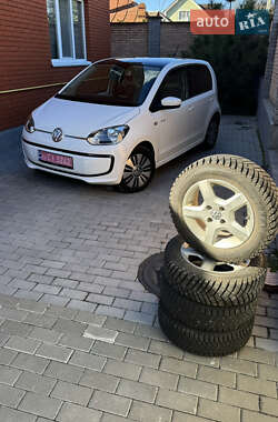 Volkswagen e-Up 2015