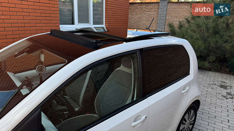 Хэтчбек Volkswagen e-Up 2015 в Виннице фото 12 Хэтчбек Volkswagen e-Up 2015 в Виннице