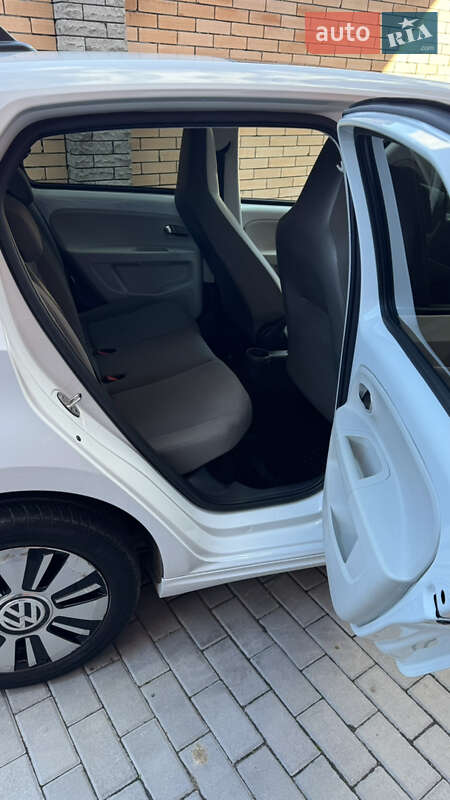 Хэтчбек Volkswagen e-Up 2015 в Виннице фото 19 Хэтчбек Volkswagen e-Up 2015 в Виннице