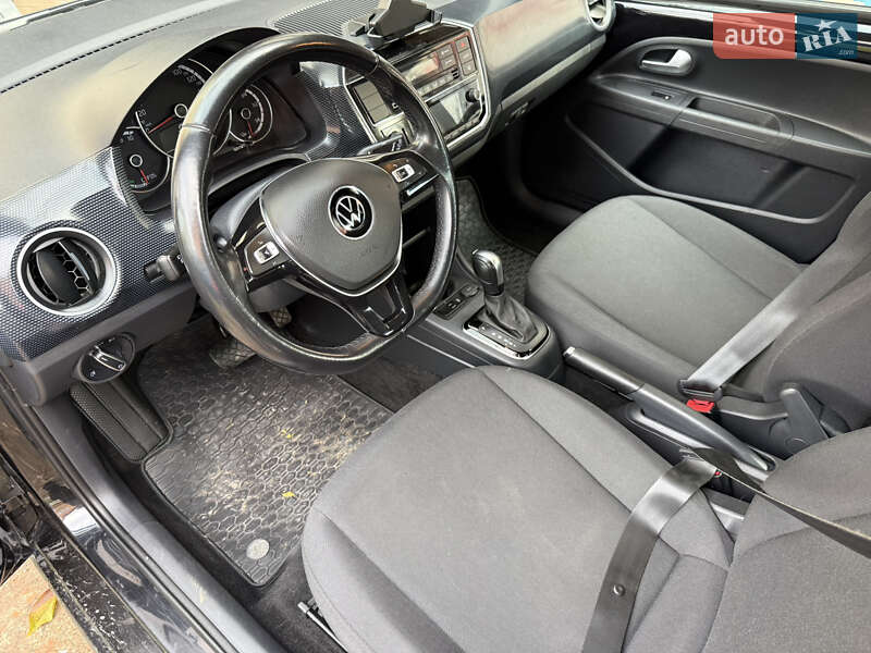 Хэтчбек Volkswagen e-Up 2020 в Калуше