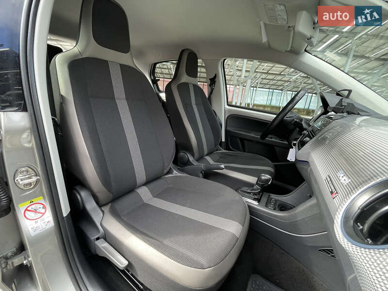 Хэтчбек Volkswagen e-Up 2018 в Львове