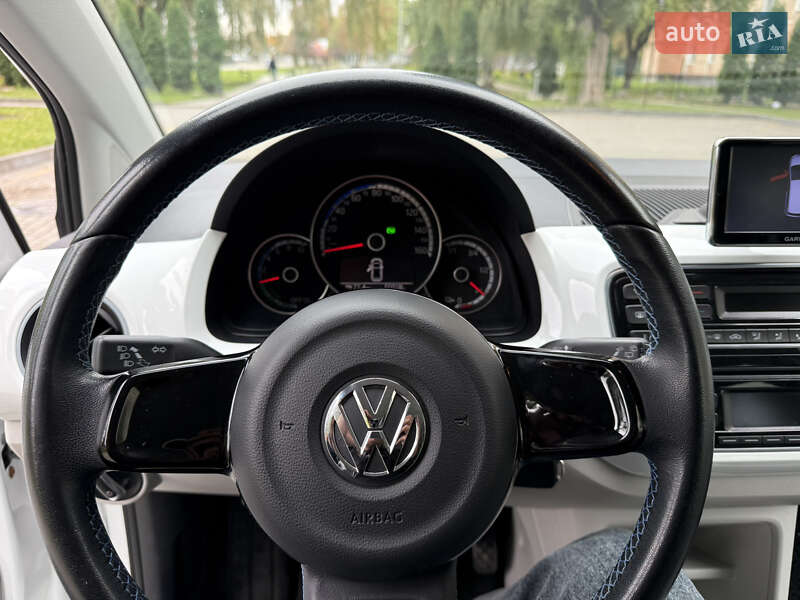 Хэтчбек Volkswagen e-Up 2013 в Каменец-Подольском