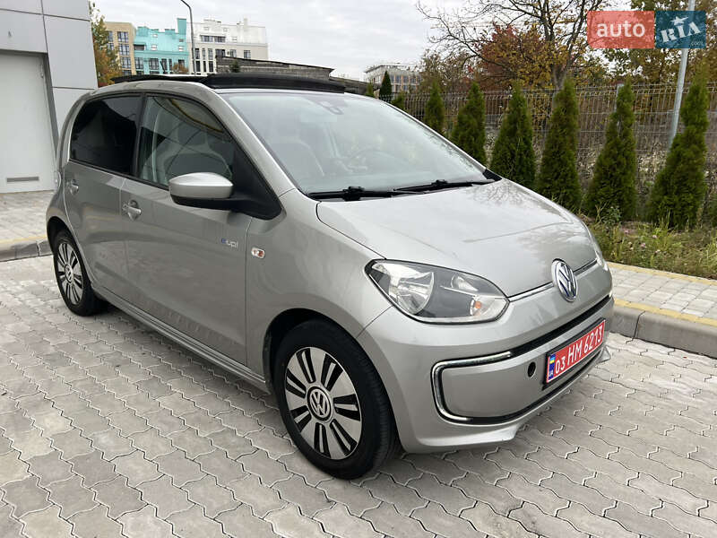 Хэтчбек Volkswagen e-Up 2014 в Львове
