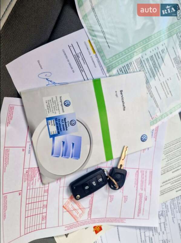 Хэтчбек Volkswagen e-Up 2014 в Кривом Роге фото 15 Хэтчбек Volkswagen e-Up 2014 в Кривом Роге