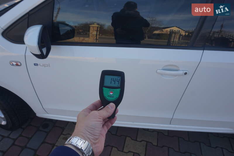 Хэтчбек Volkswagen e-Up 2014 в Самборе фото 63 Хэтчбек Volkswagen e-Up 2014 в Самборе