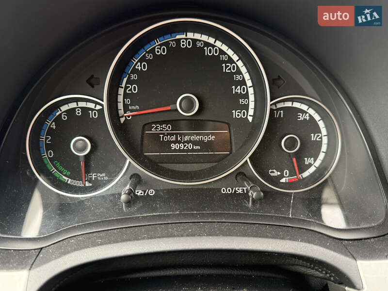 Хэтчбек Volkswagen e-Up 2014 в Львове