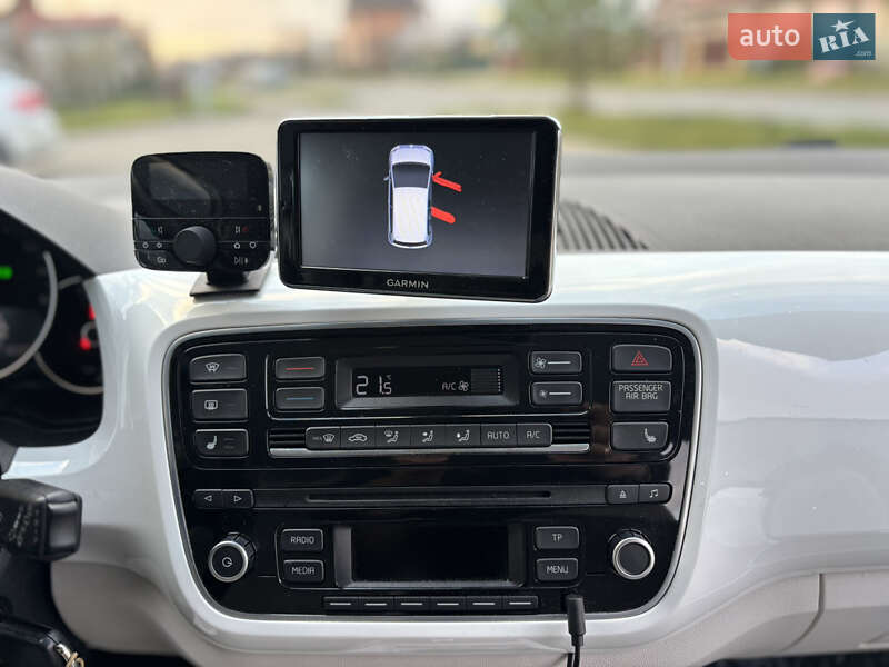 Хэтчбек Volkswagen e-Up 2013 в Владимире фото 20 Хэтчбек Volkswagen e-Up 2013 в Владимире