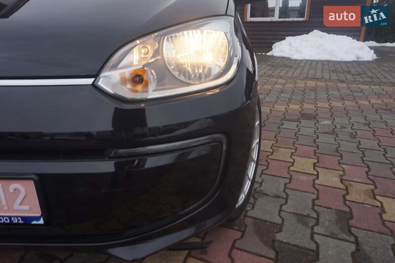 Хэтчбек Volkswagen e-Up 2014 в Самборе