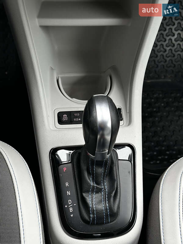 Хэтчбек Volkswagen e-Up 2013 в Львове фото 11 Хэтчбек Volkswagen e-Up 2013 в Львове