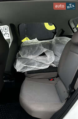 Хэтчбек Volkswagen e-Up 2013 в Львове