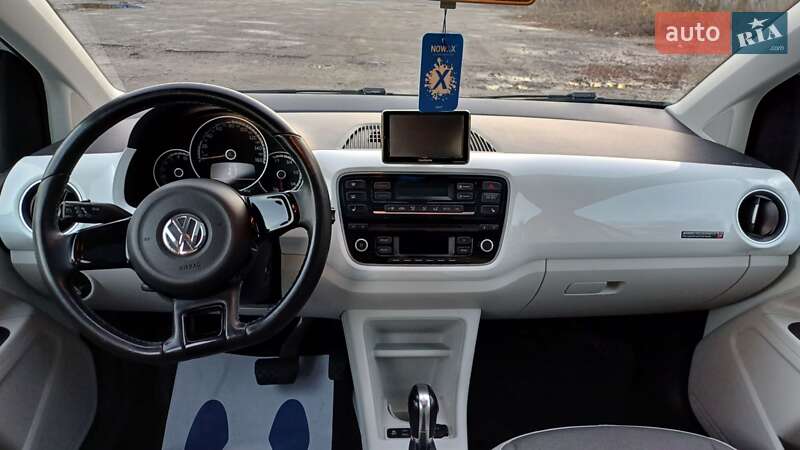 Хэтчбек Volkswagen e-Up 2013 в Звягеле фото 25 Хэтчбек Volkswagen e-Up 2013 в Звягеле