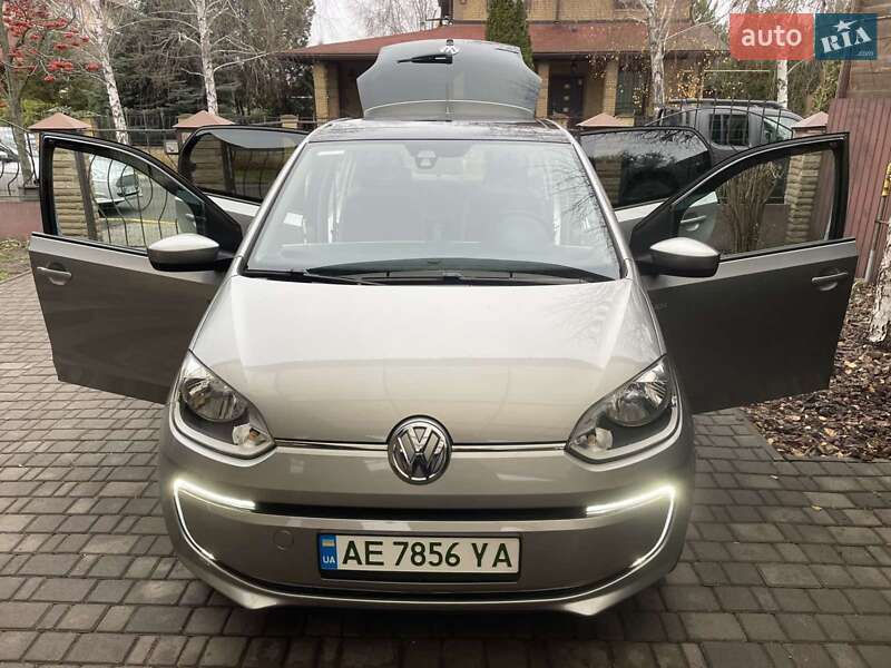 Хетчбек Volkswagen e-Up 2014 в Дніпрі