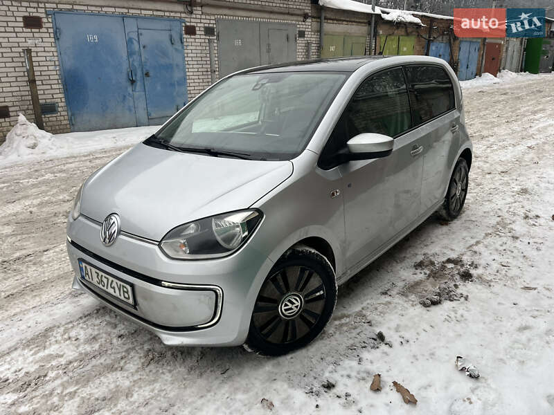 Volkswagen e-Up 2013