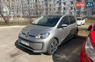 Хэтчбек Volkswagen e-Up 2017 в Киеве