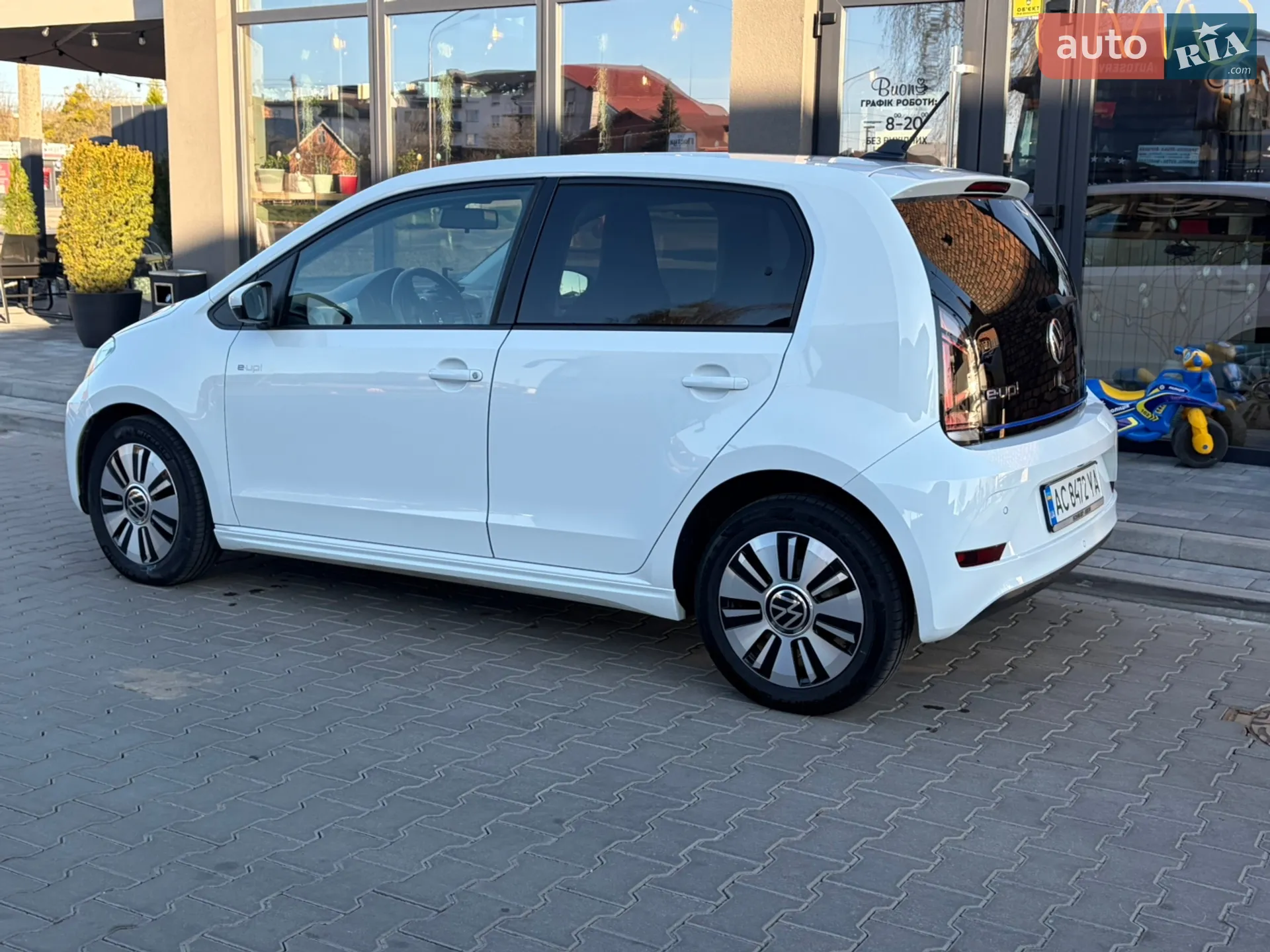 2020 Volkswagen up! - мініатюра 5