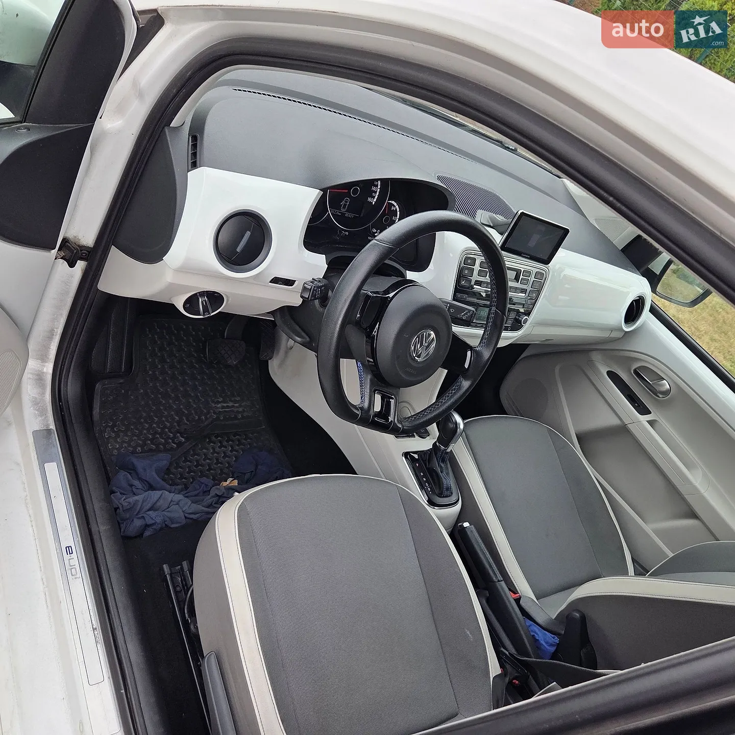 2014 Volkswagen up! - мініатюра 28