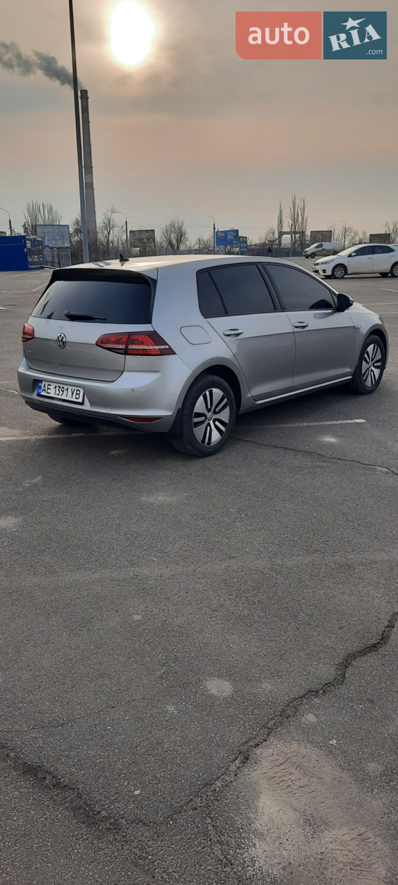 2015 Volkswagen Golf - мініатюра 31