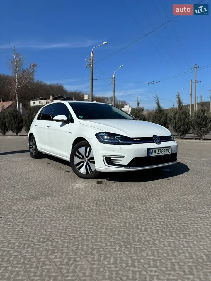 2020 Volkswagen Golf - мініатюра 16