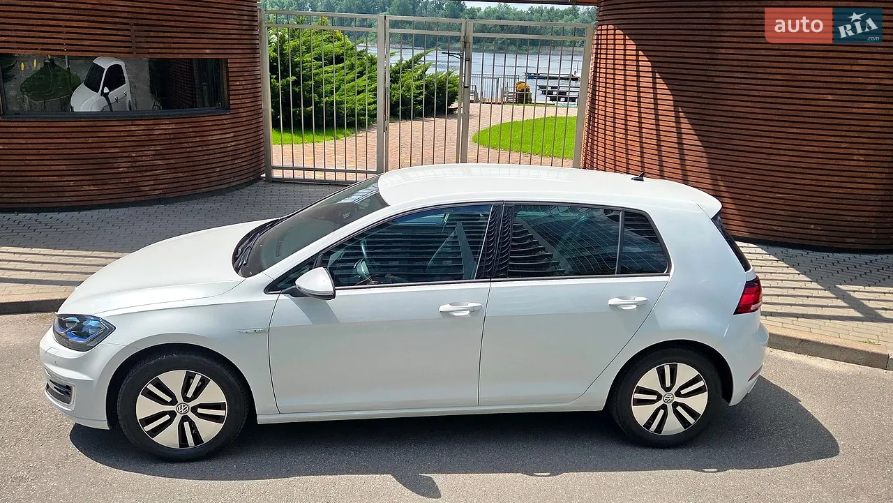 2020 Volkswagen Golf - мініатюра 45