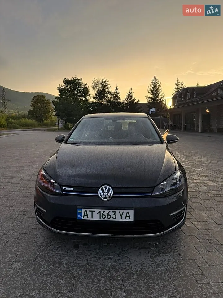 2020 Volkswagen Golf - мініатюра 28