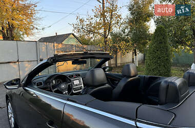 Кабриолет Volkswagen Eos 2011 в 