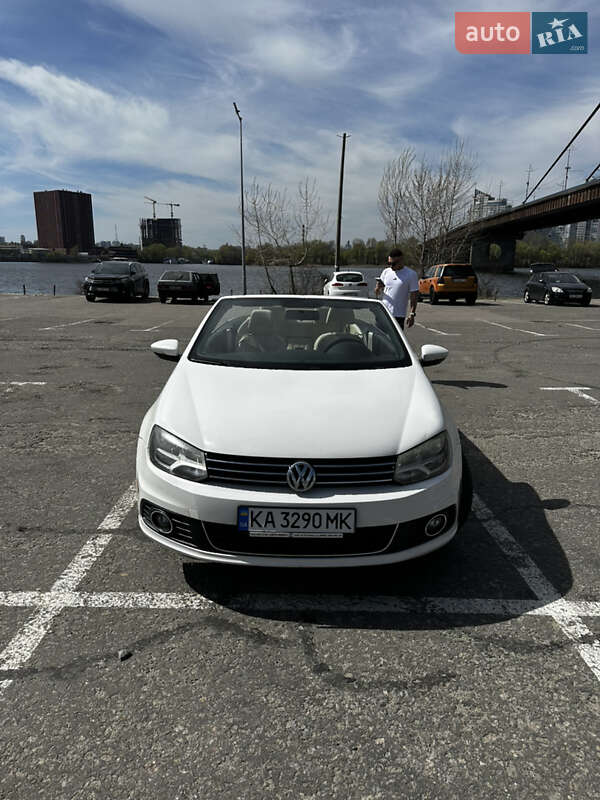 Кабріолет Volkswagen Eos 2011 в Києві