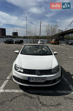 Кабриолет Volkswagen Eos 2011 в 