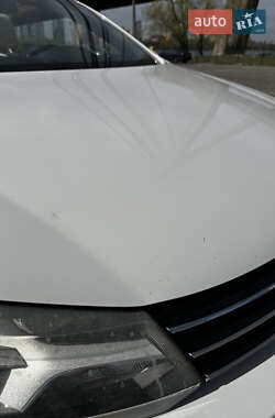 Кабриолет Volkswagen Eos 2011 в 