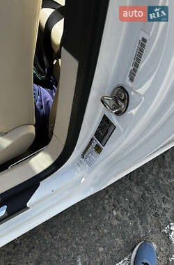 Кабриолет Volkswagen Eos 2011 в 