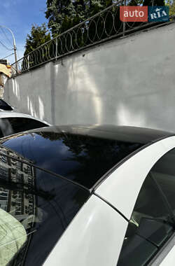 Кабриолет Volkswagen Eos 2011 в 