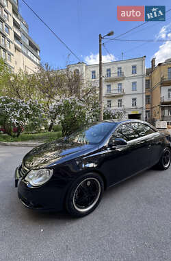 Кабриолет Volkswagen Eos 2008 в 