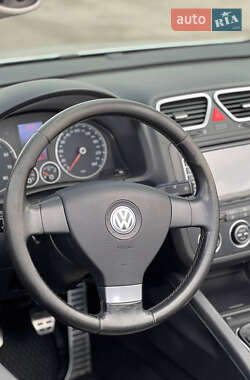 Кабриолет Volkswagen Eos 2006 в 
