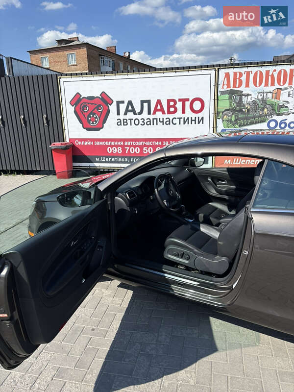 Кабриолет Volkswagen Eos 2012 в Шепетовке