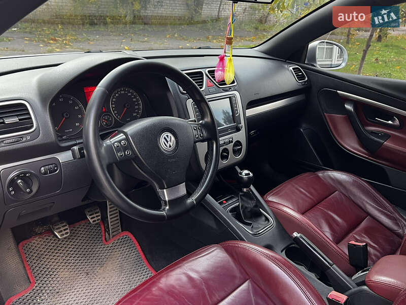 Кабриолет Volkswagen Eos 2006 в Кременчуге