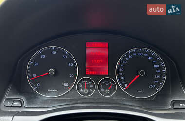 Кабриолет Volkswagen Eos 2006 в 