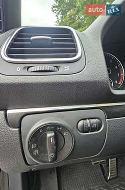 Кабриолет Volkswagen Eos 2012 в 