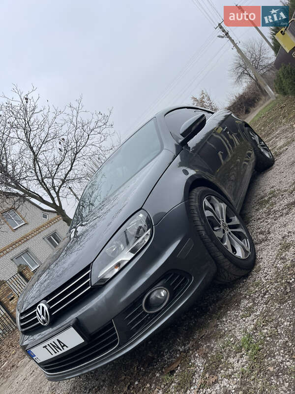Кабриолет Volkswagen Eos 2012 в Васильковке фото 7 Кабриолет Volkswagen Eos 2012 в Васильковке