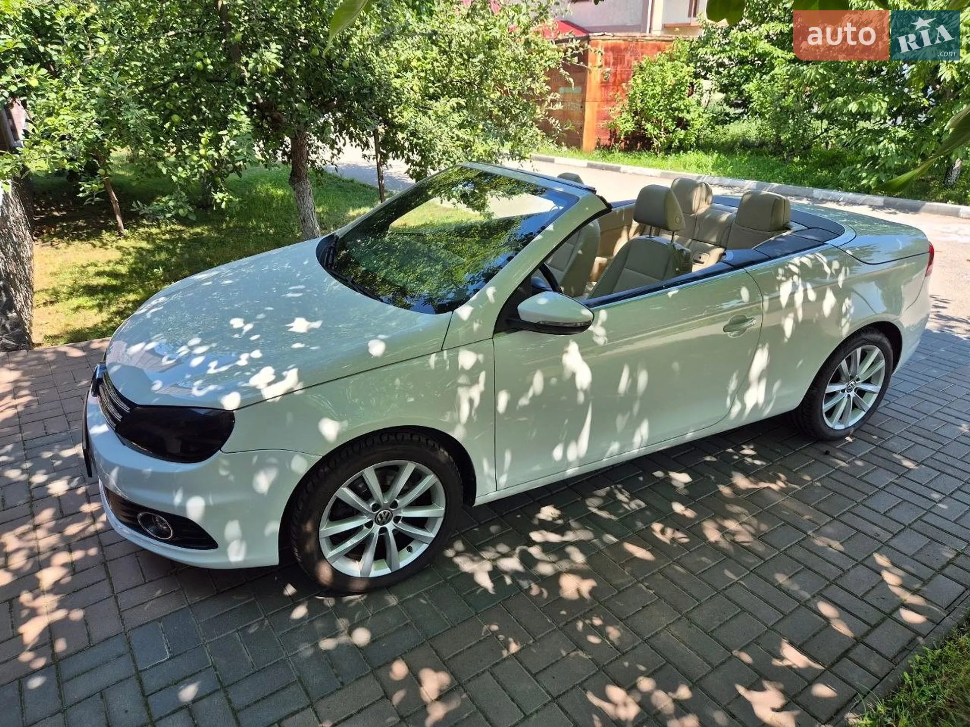 2011 Volkswagen Eos - фото 1
