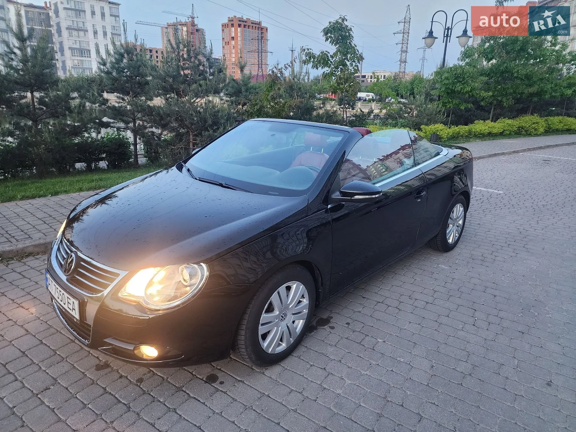 2010 Volkswagen Eos - мініатюра 2