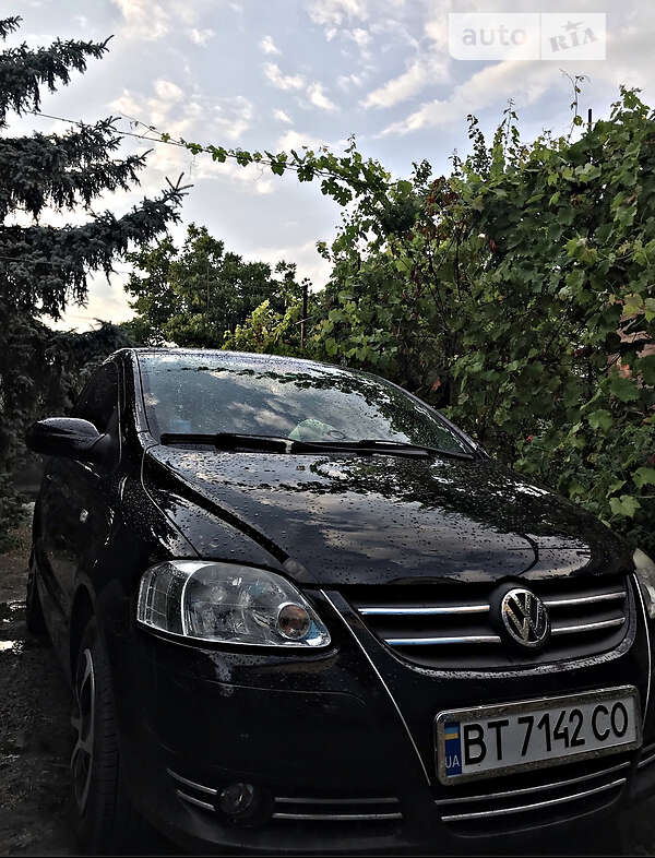 Хэтчбек Volkswagen Fox 2010 в 