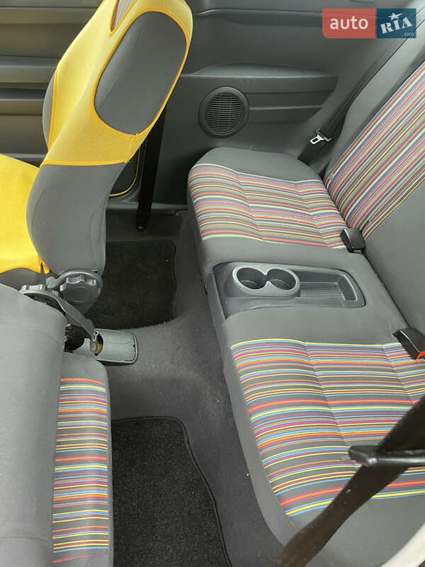 Хэтчбек Volkswagen Fox 2008 в Киеве