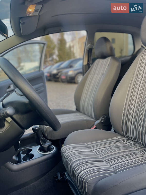 Хэтчбек Volkswagen Fox 2008 в Луцке