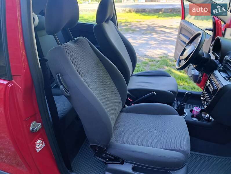 Хетчбек Volkswagen Fox 2006 в Луцьку