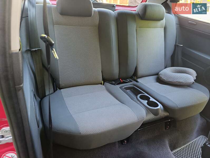 Хетчбек Volkswagen Fox 2006 в Луцьку