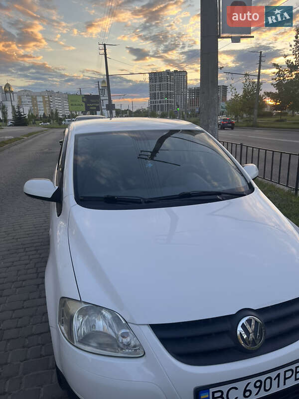 Хэтчбек Volkswagen Fox 2010 в Львове