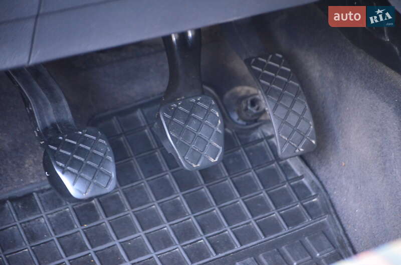 Хэтчбек Volkswagen Fox 2005 в Хусте