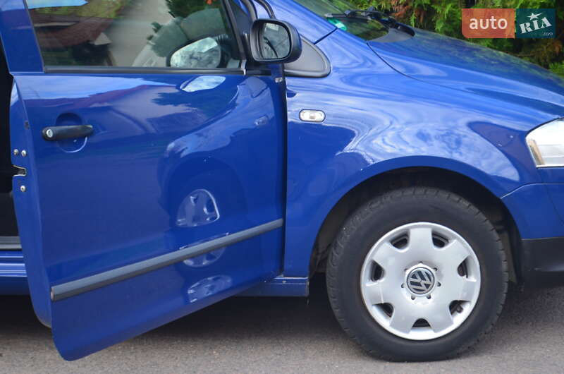 Хэтчбек Volkswagen Fox 2005 в Хусте