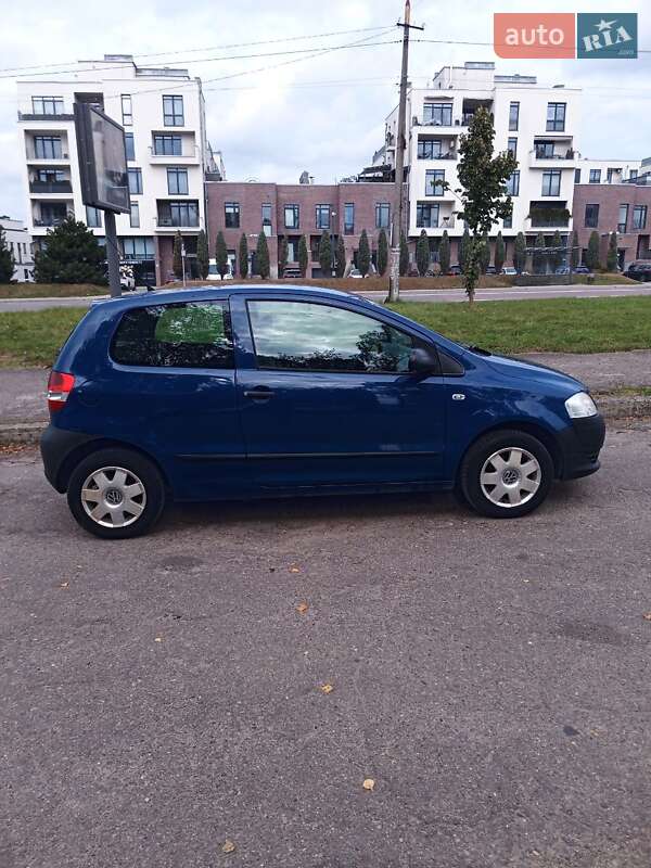 Хэтчбек Volkswagen Fox 2011 в Львове