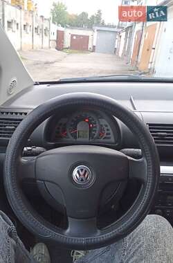 Хэтчбек Volkswagen Fox 2011 в  фото 9 Хэтчбек Volkswagen Fox 2011 в